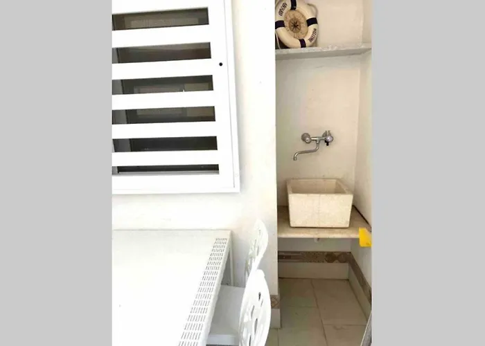 A Casa Di Mattia Tra Il Mare E Il Borgo